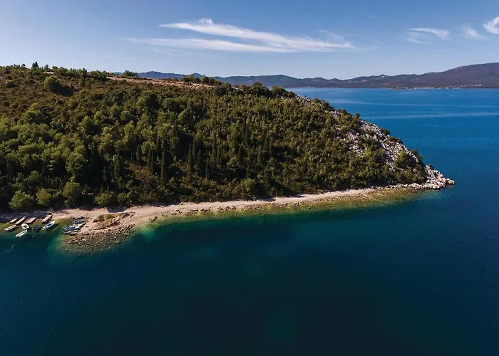 Dom wakacyjny 3 Bedroom Gorgeous In Kremena