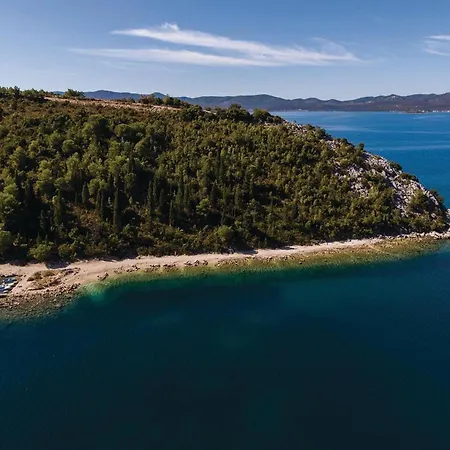 Holiday home 3 Bedroom Gorgeous In Kremena