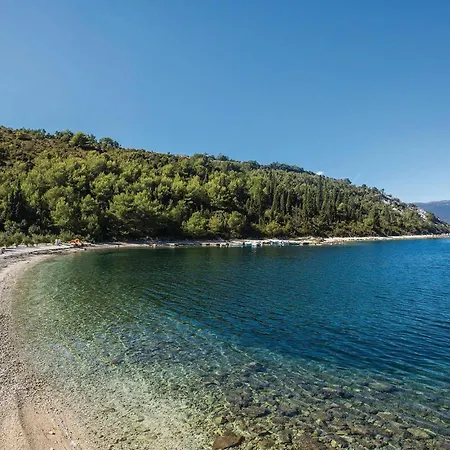 Holiday home 3 Bedroom Awesome In Kremena