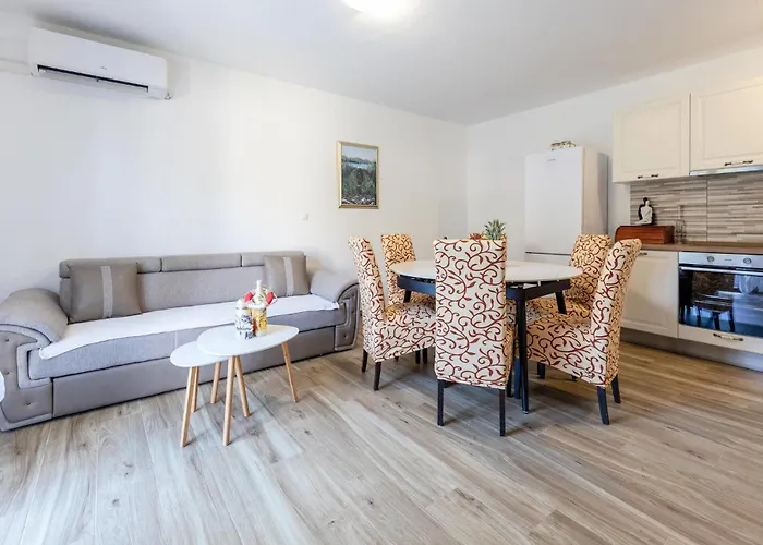 3 Bedroom Gorgeous In *